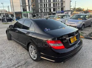 Mercedes-Benz C-Class 2009 Black