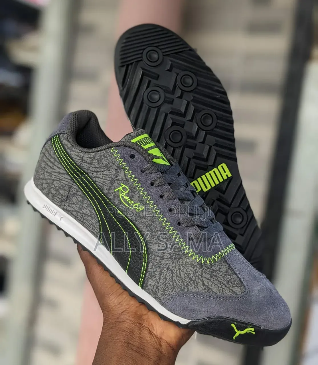 Men's Sneakers Puma Room68