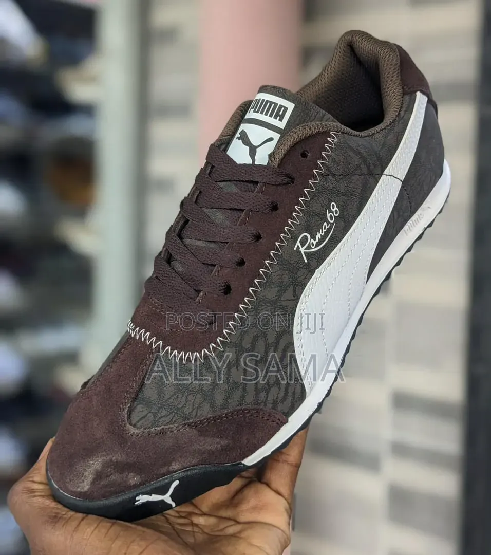 Men's Sneakers Puma Room68