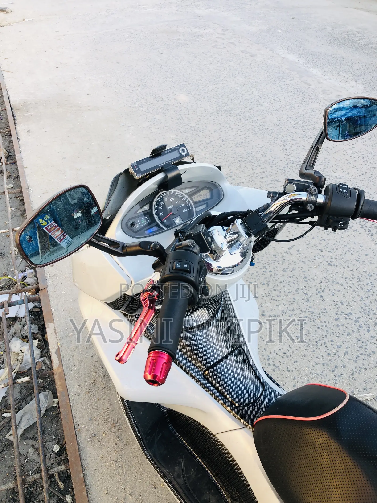 Honda 2019 White
