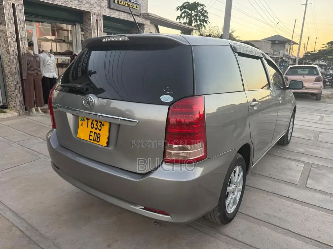 Toyota Wish 2007 Gray