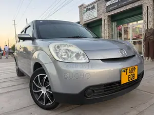 Mazda Verisa 2004 Gray