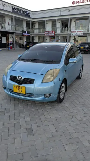 Toyota Vitz 2008 Blue
