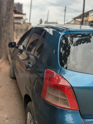 Toyota Vitz 2008 Blue
