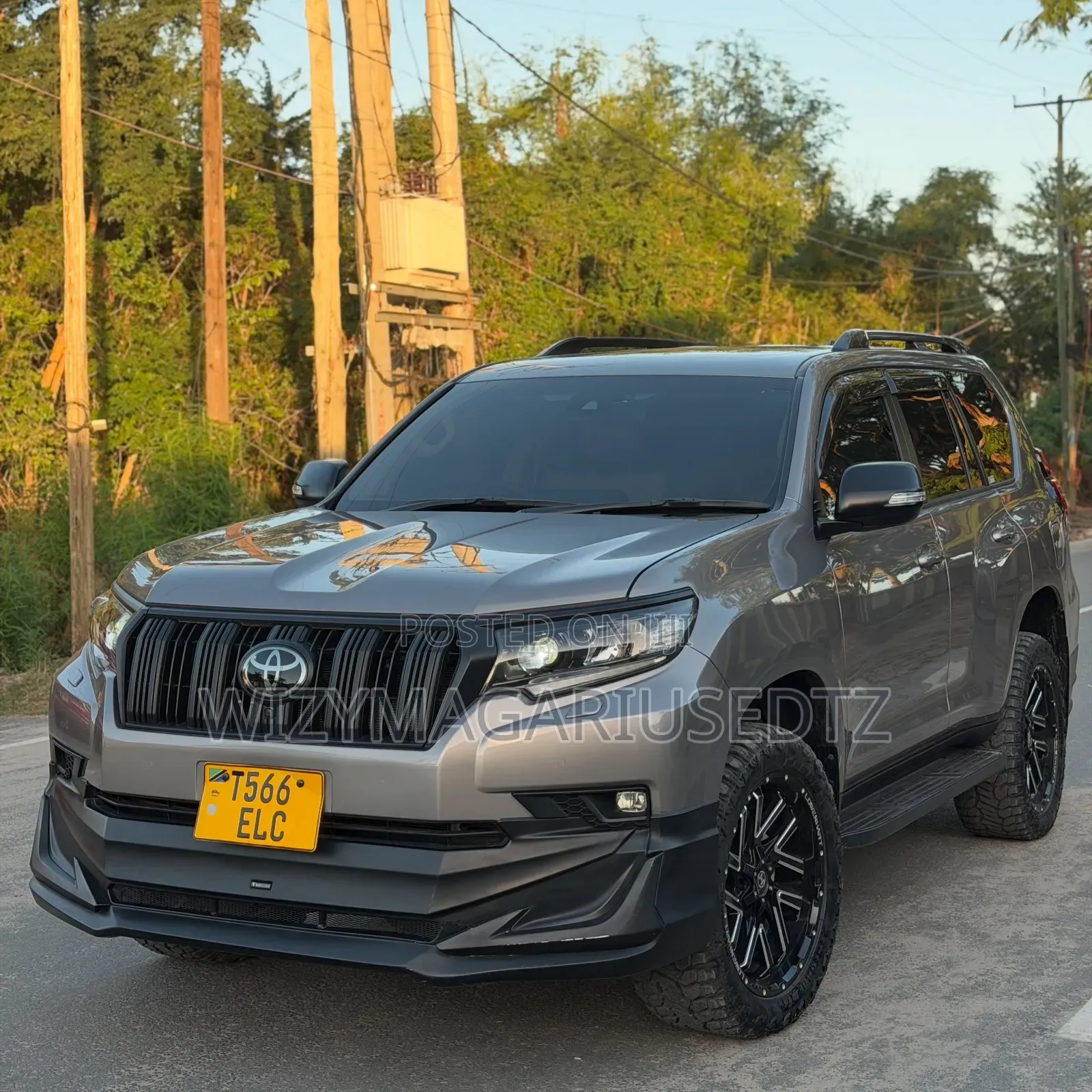 Toyota Land Cruiser Prado 2023 Brown