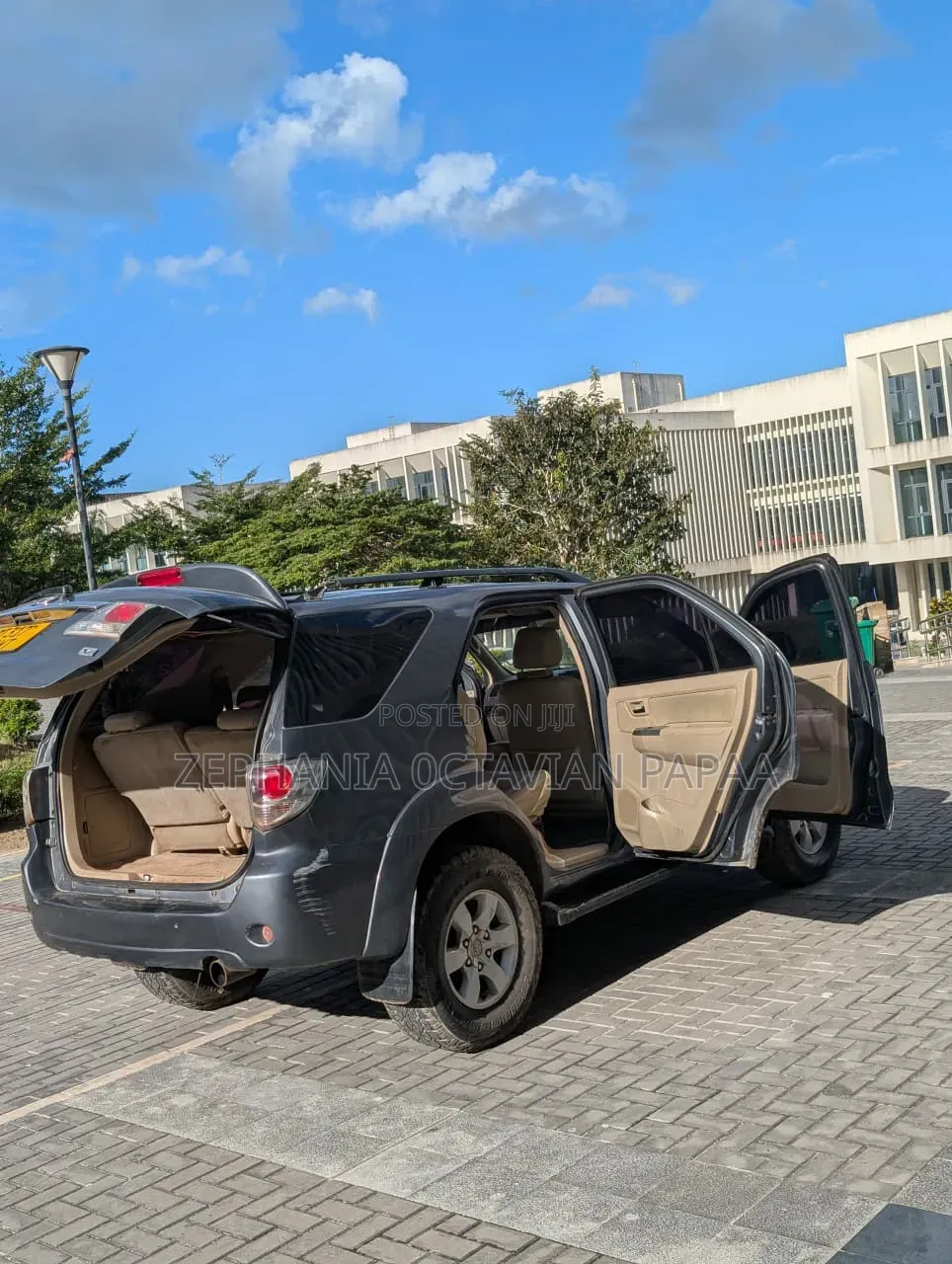 Toyota Fortuner 2006 Gray