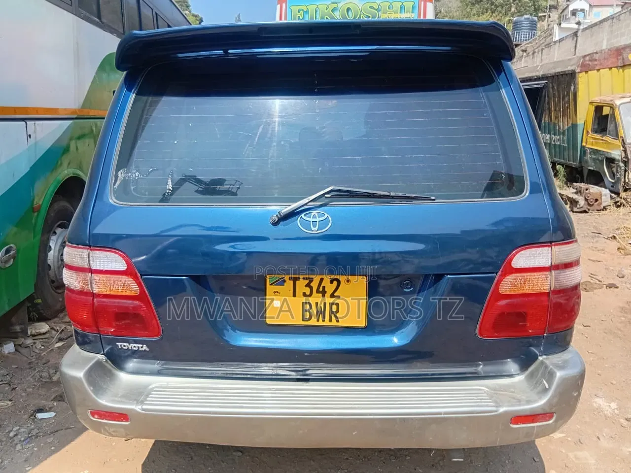 Toyota Land Cruiser 2005 Blue