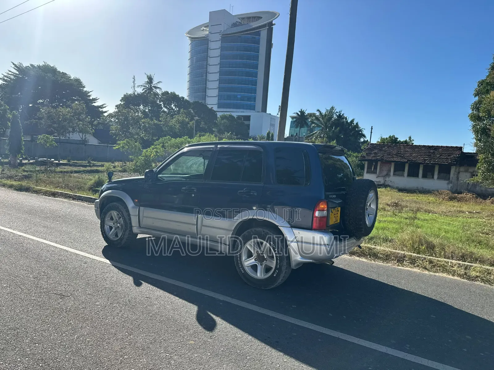 Suzuki Escudo 2000 Blue