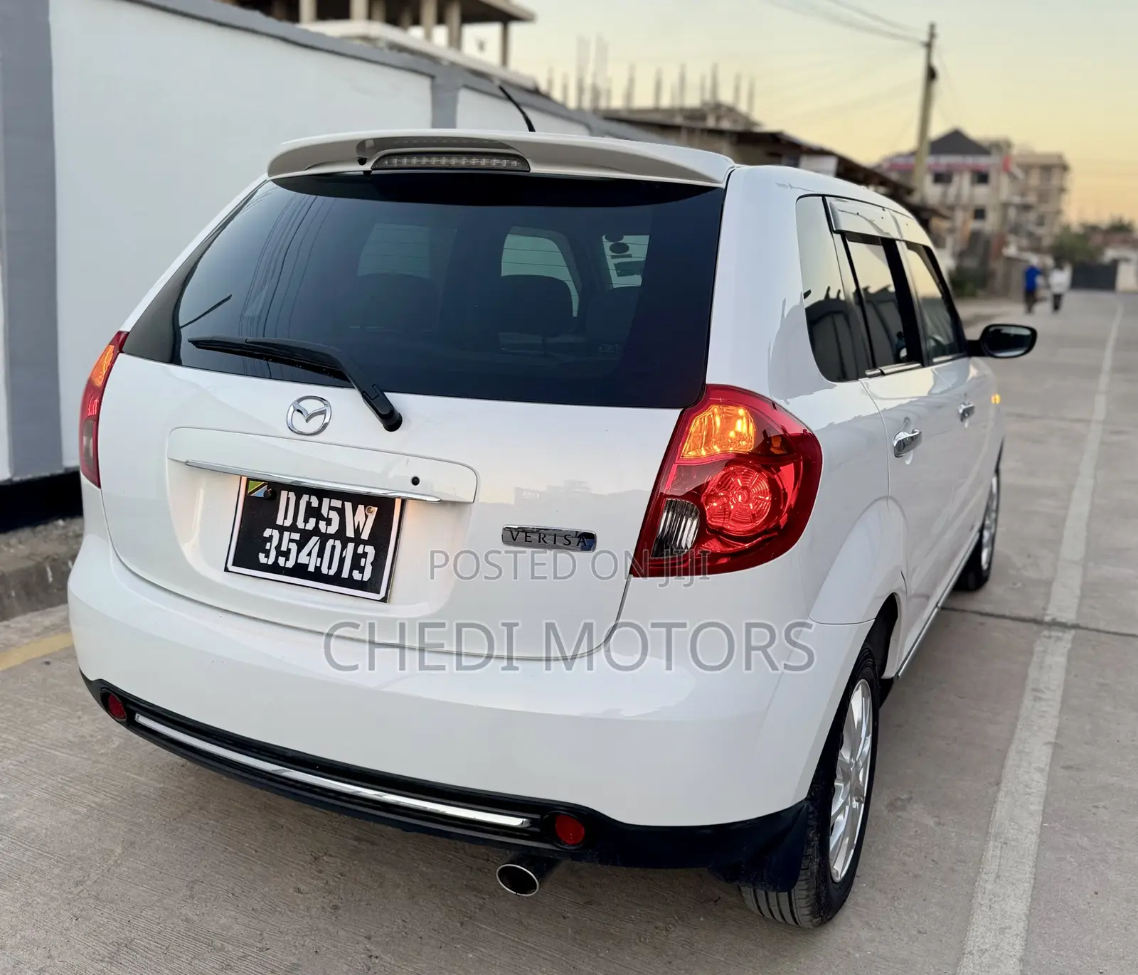 Mazda Verisa 2011 White