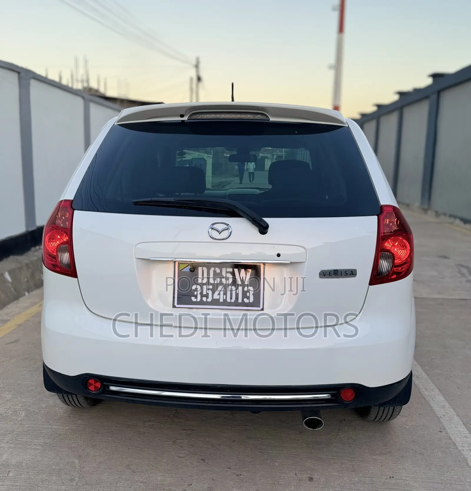 Mazda Verisa 2011 White