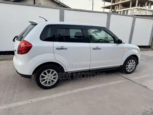 Mazda Verisa 2011 White