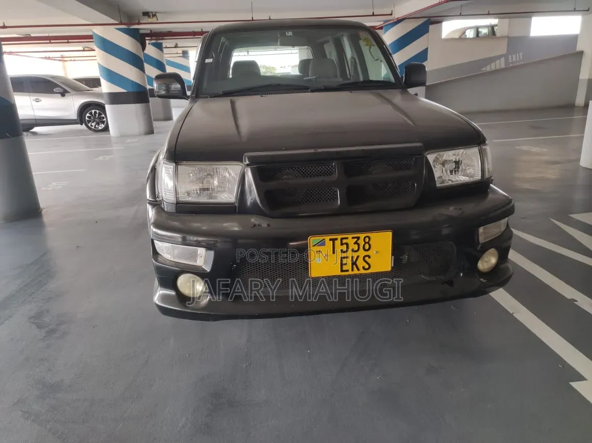 Toyota Land Cruiser 2006 Black
