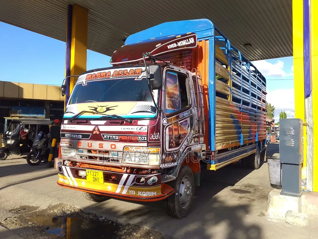Fuso Single Engine Seventeen Milioni 67