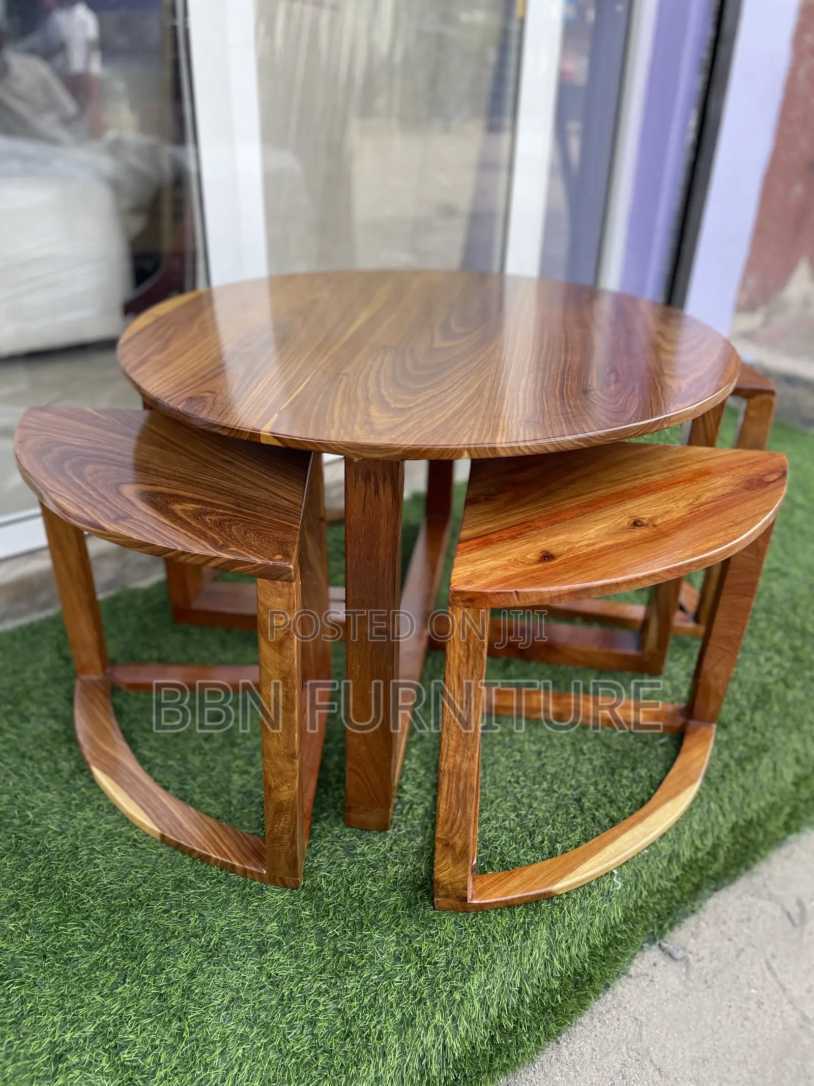 Modern: Coffee Table Mninga 