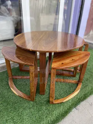 Modern: Coffee Table Mninga 
