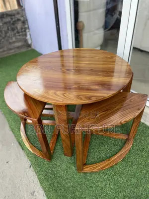 Modern: Coffee Table Mninga 