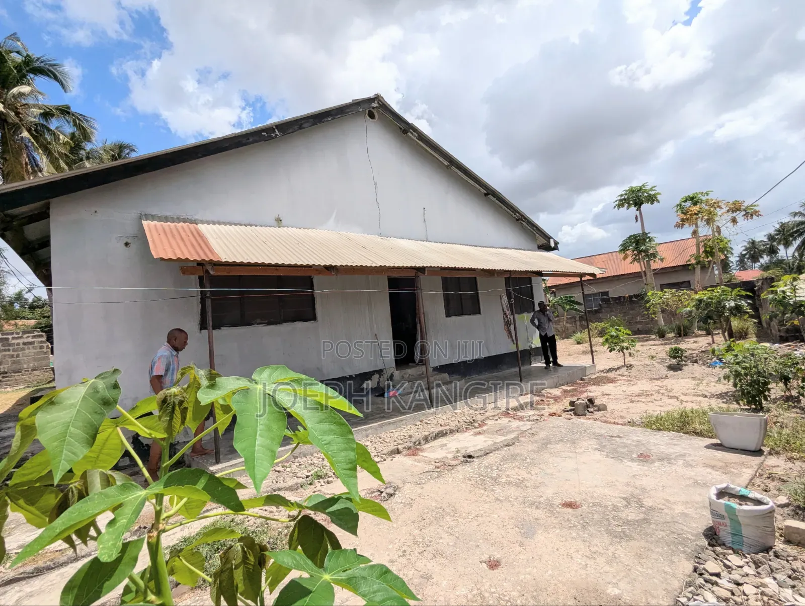 13bdrm House in Nzega Street, Ukonga for sale