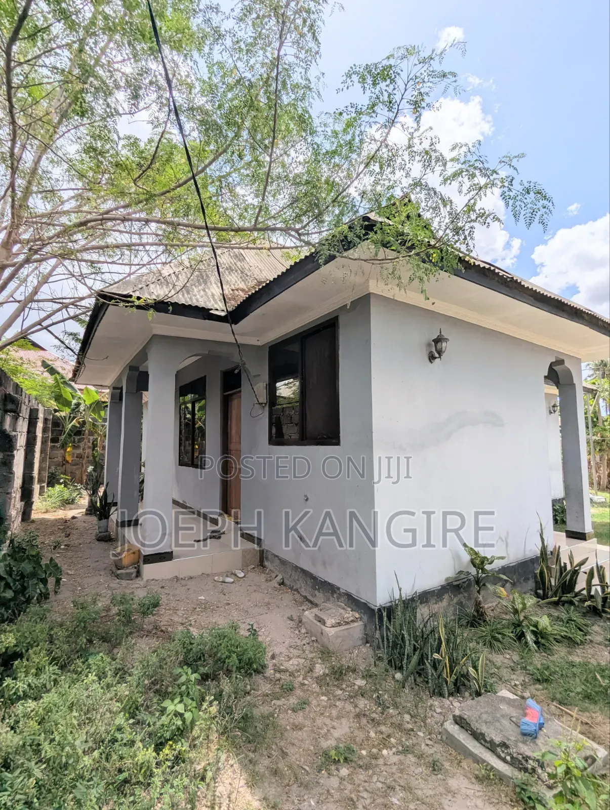 13bdrm House in Nzega Street, Ukonga for sale