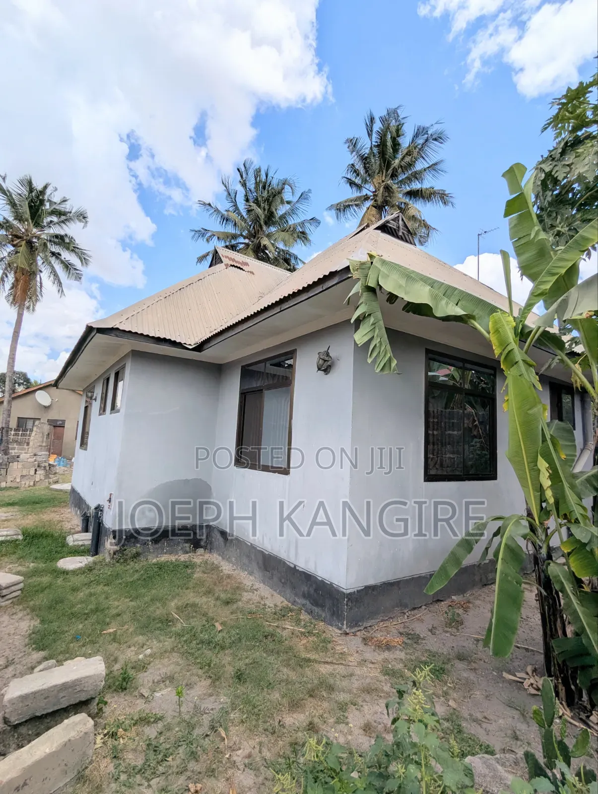 13bdrm House in Nzega Street, Ukonga for sale