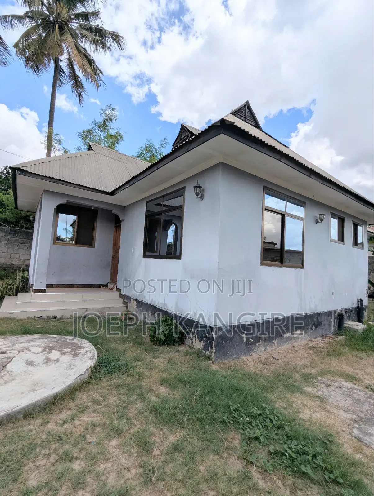13bdrm House in Nzega Street, Ukonga for sale