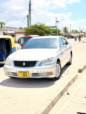 Toyota Crown 2004 Silver