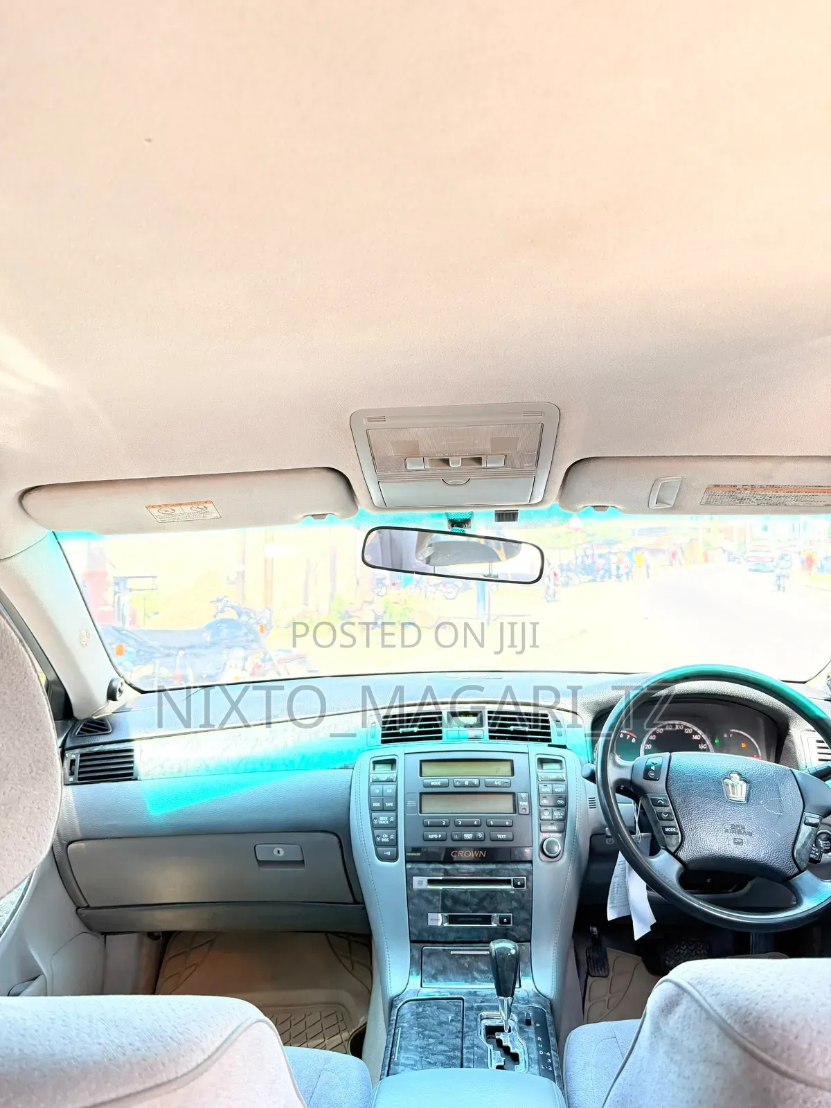 Toyota Crown 2004 Silver