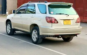 Toyota Harrier 2.4 2005 White