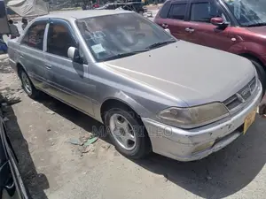 Toyota Carina 1.5 FWD Sedan 2001 Silver
