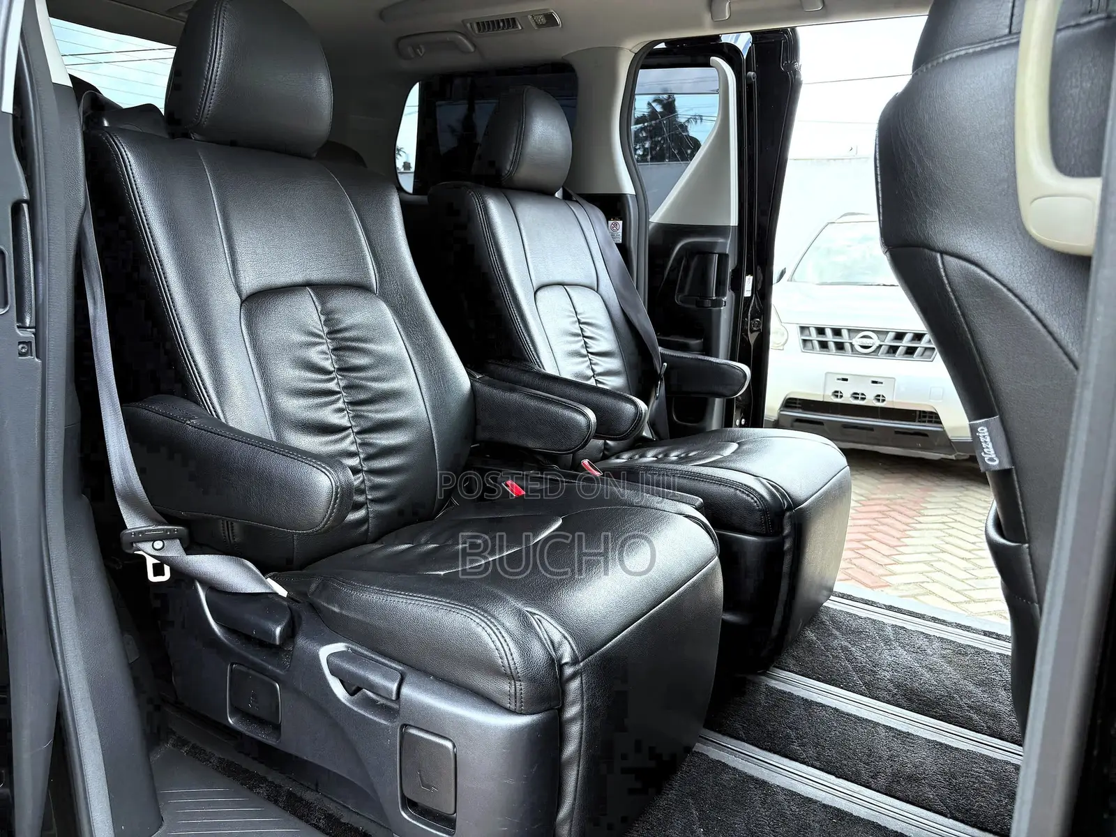 Toyota Vellfire 2009 Black