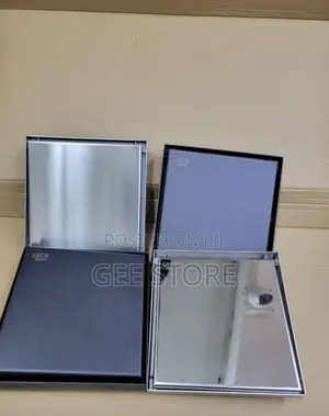 A Heavy-Duty GECH SUS304 Stainless Steel Square Tile