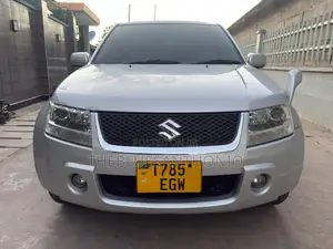 Suzuki Escudo 2007 Silver