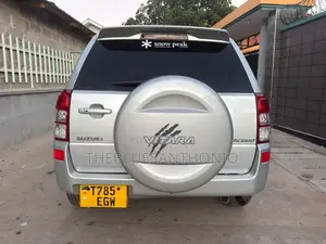 Suzuki Escudo 2007 Silver