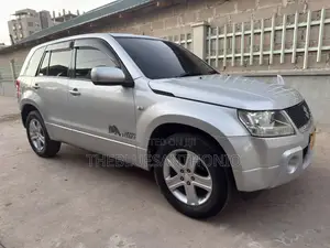 Suzuki Escudo 2007 Silver