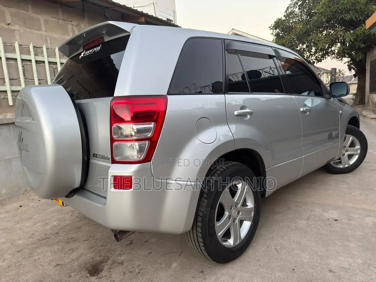 Suzuki Escudo 2007 Silver