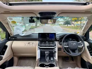 Toyota Land Cruiser 2024 White