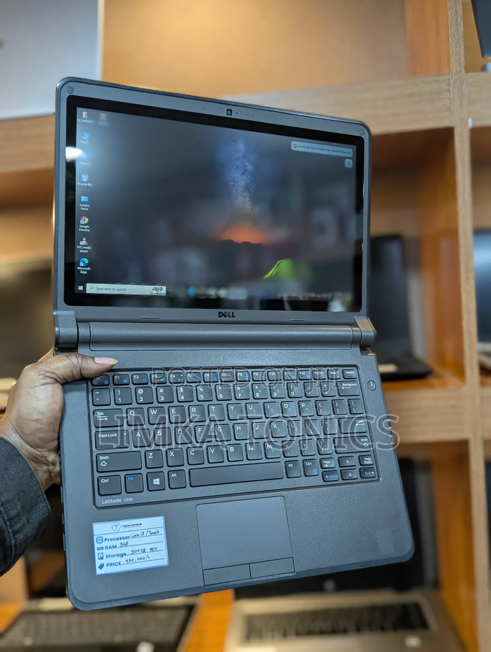 New Laptop Dell Latitude 3350 8GB Intel Core i3 SSD 500GB