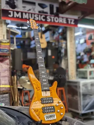  Bullfighter Active Bass Guitar 