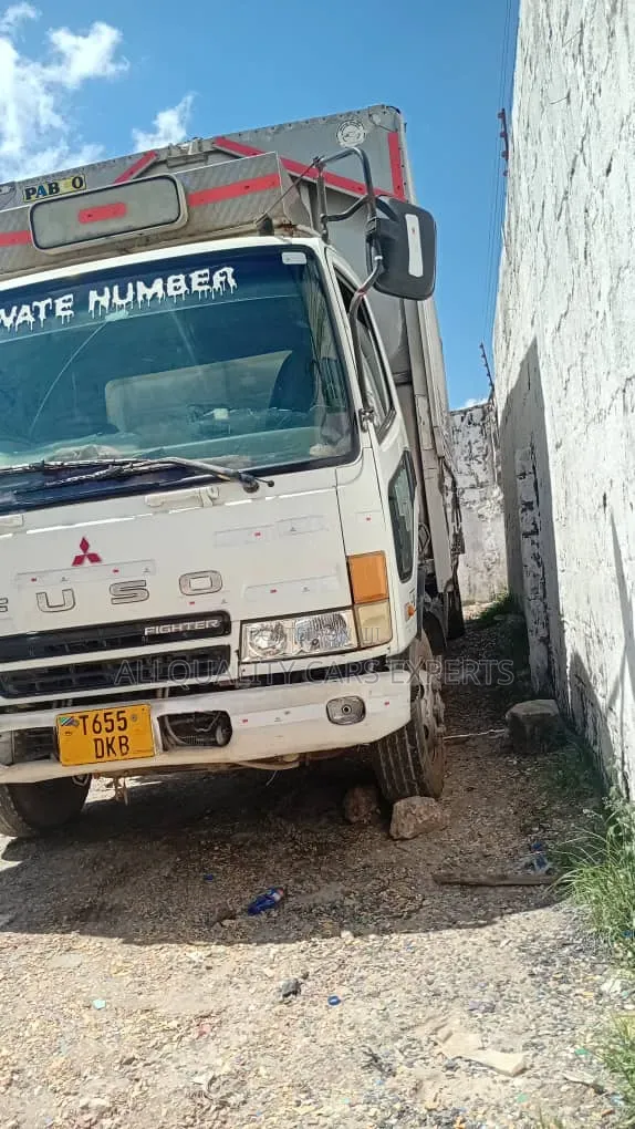 Fuso Ya Mzigo 6d17