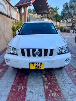 Toyota Kluger 2005 White