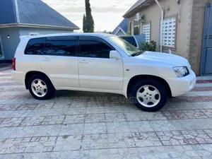 Toyota Kluger 2005 White