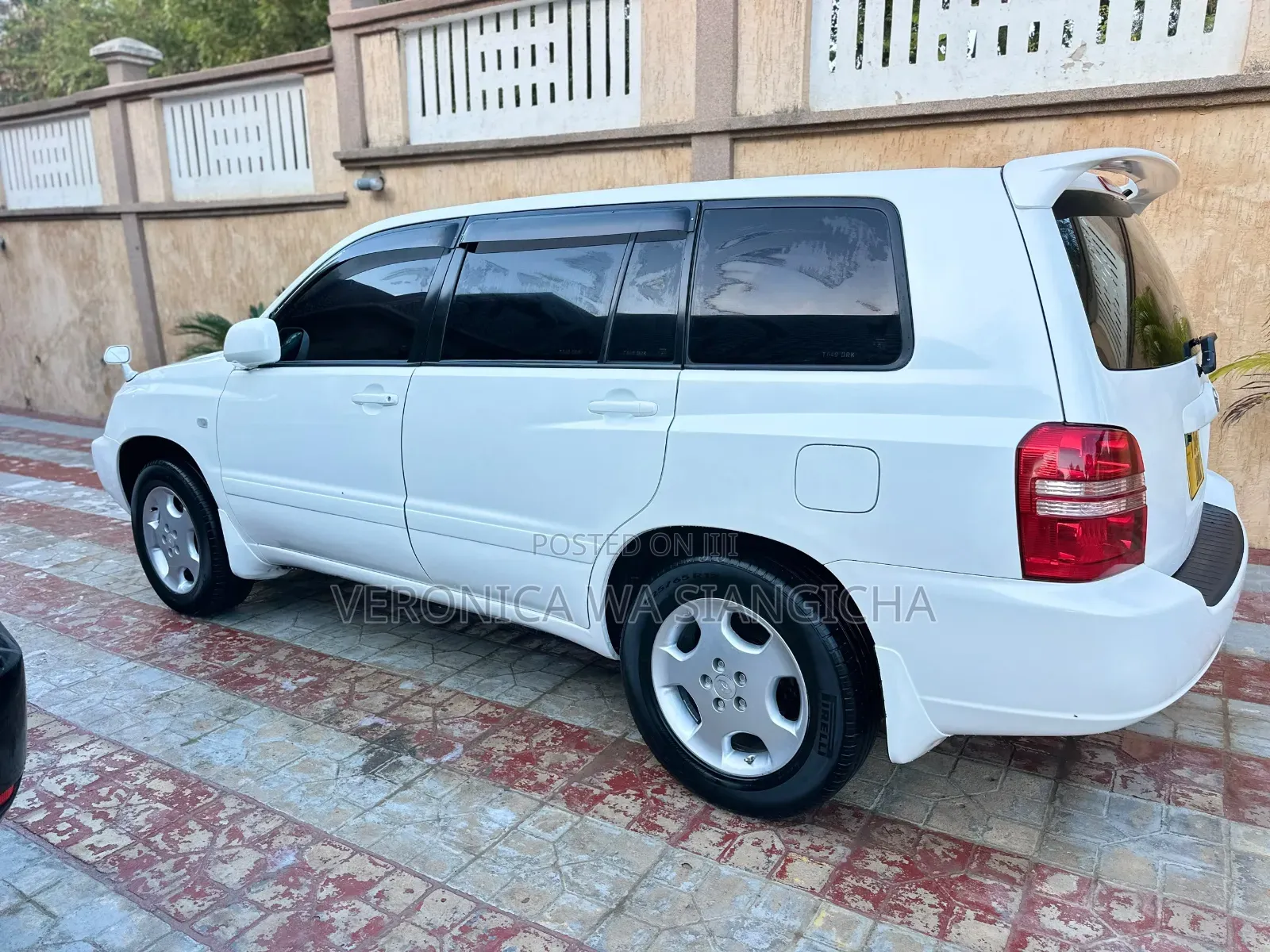 Toyota Kluger 2005 White