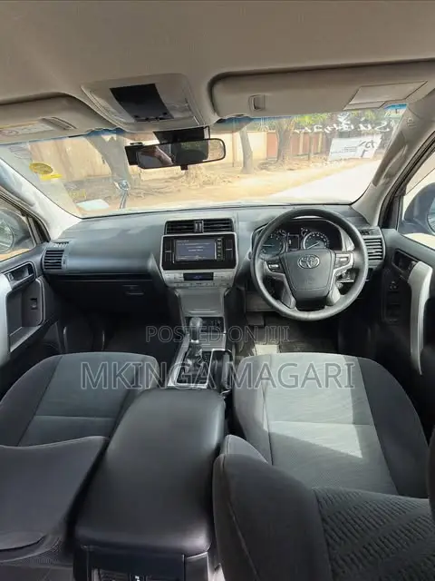 Toyota Land Cruiser Prado 2020 Black