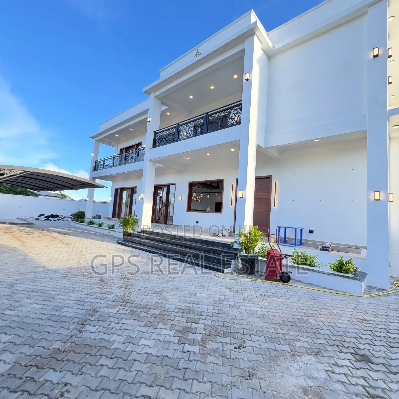 5bdrm House in Kigamboni for sale