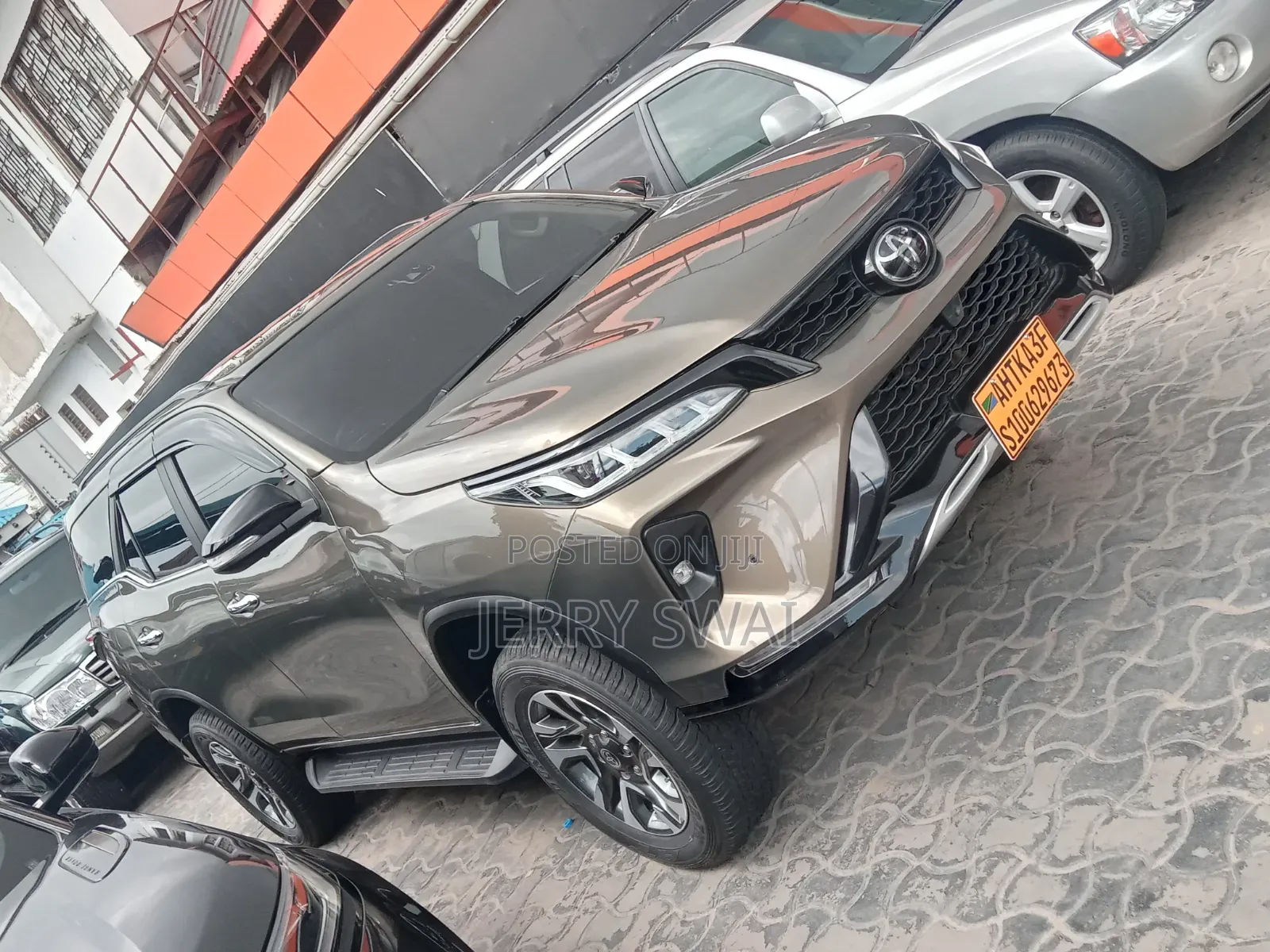 Toyota Fortuner 2021 Brown