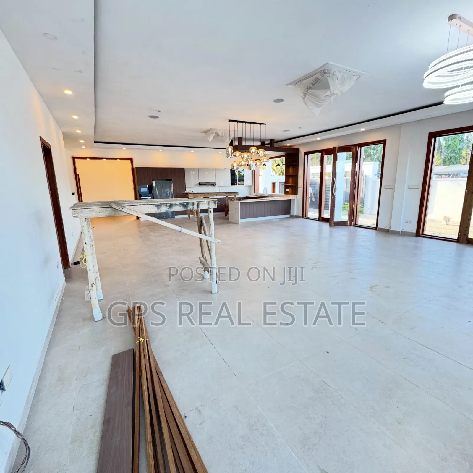 5bdrm House in Kigamboni for sale