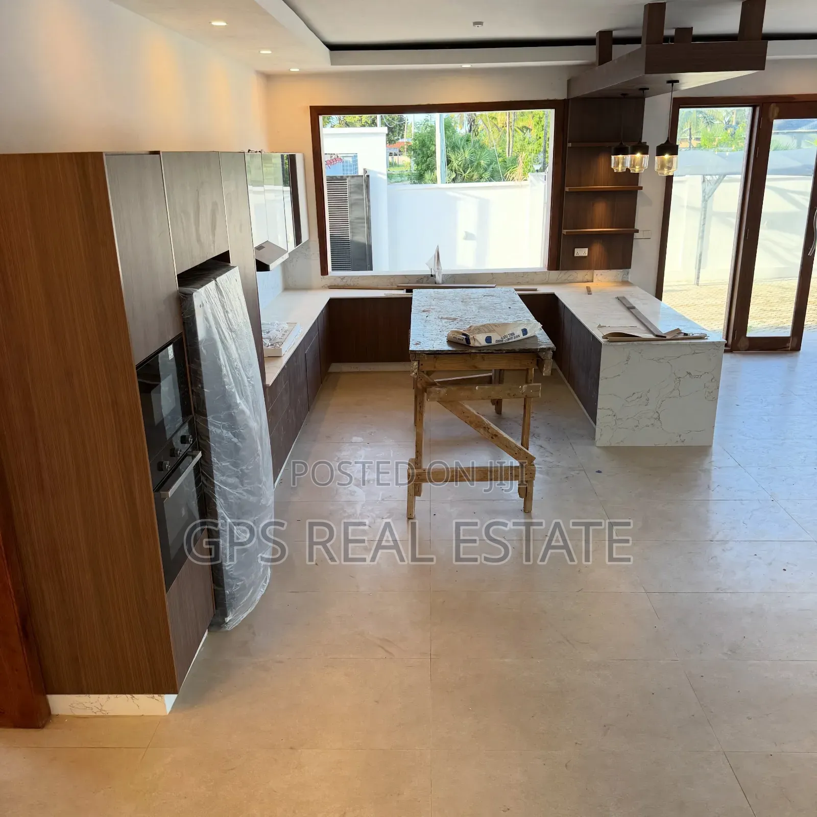 5bdrm House in Kigamboni for sale