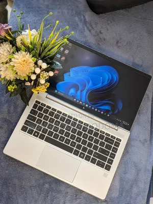 New Laptop HP EliteBook 645 G9 16GB AMD Ryzen 5 SSD 512GB