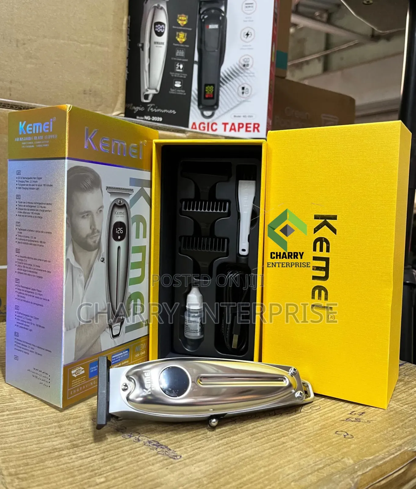 KEMEI Professional Adjustable Blade Hair Clipper
 Rechargeable