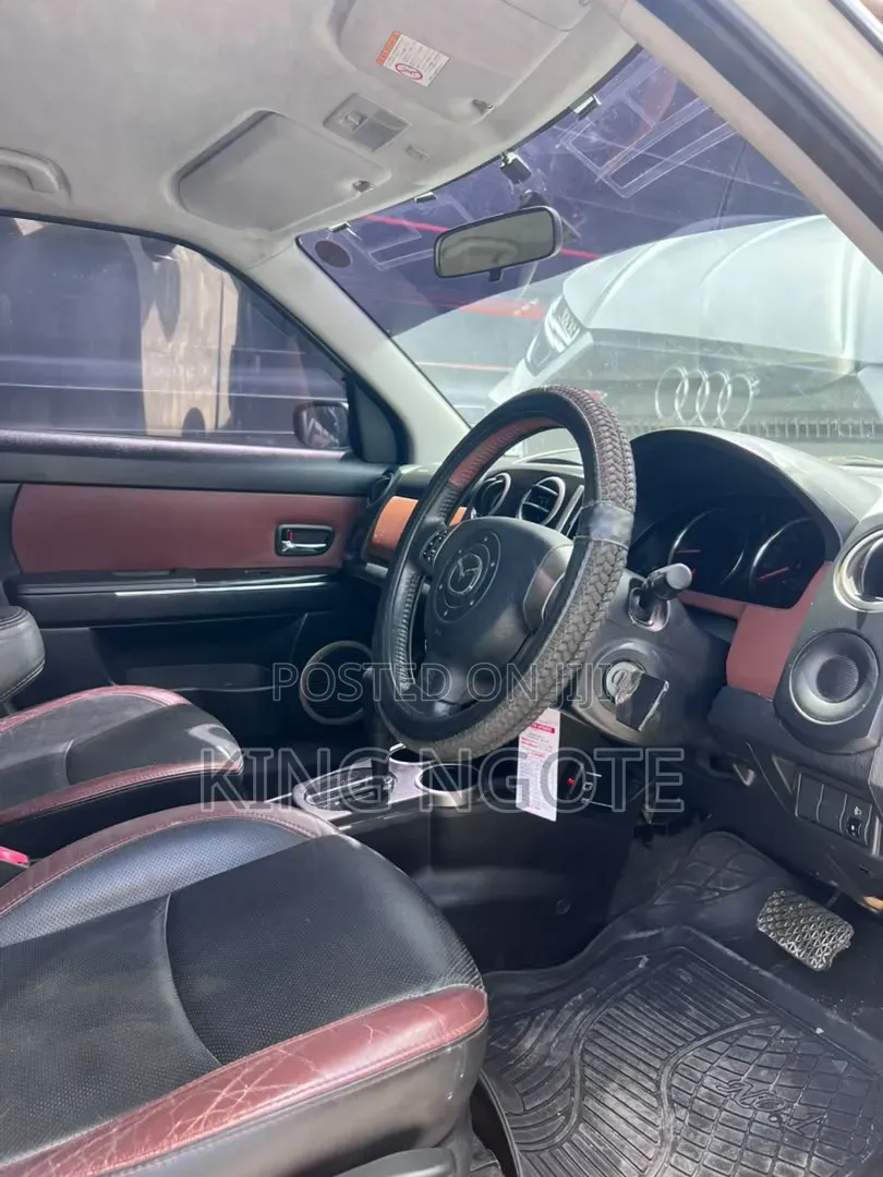Mazda Verisa 2007 White