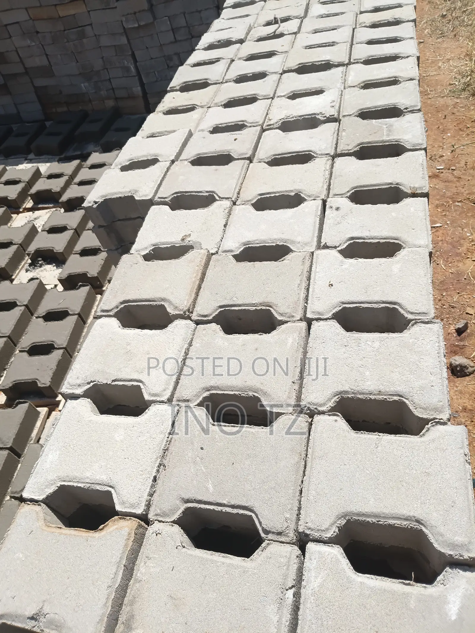 Wauzaji Wa Paving